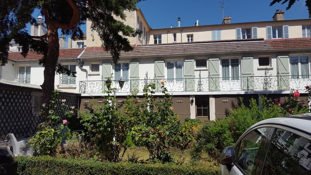 Hotel Du Cheval Rouge Versailles Exterior foto